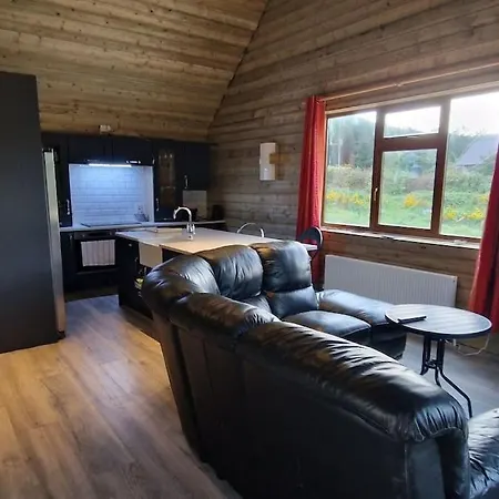 Дом отдыха Mt. Leinster View Cabin *