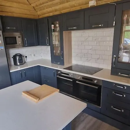 Дом отдыха Mt. Leinster View Cabin *